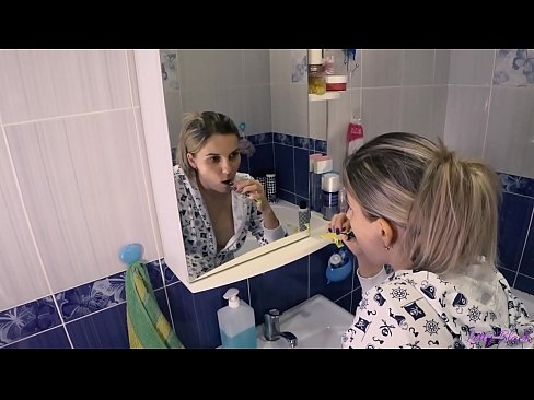 ❤️ Pijamaz jantzitako gazteekin ahozko esperma amaitzen da ipurdian - Letty Black Porno %eu.image-kassir.ruan ️❤